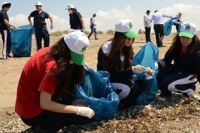 Öğrenciler Deniz Kaplumbağaları İçin Seferber Oldu