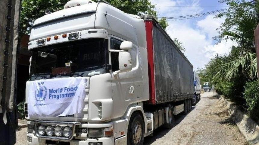 İnsani Yardımlar Suriye'ye G&ouml;nderildi