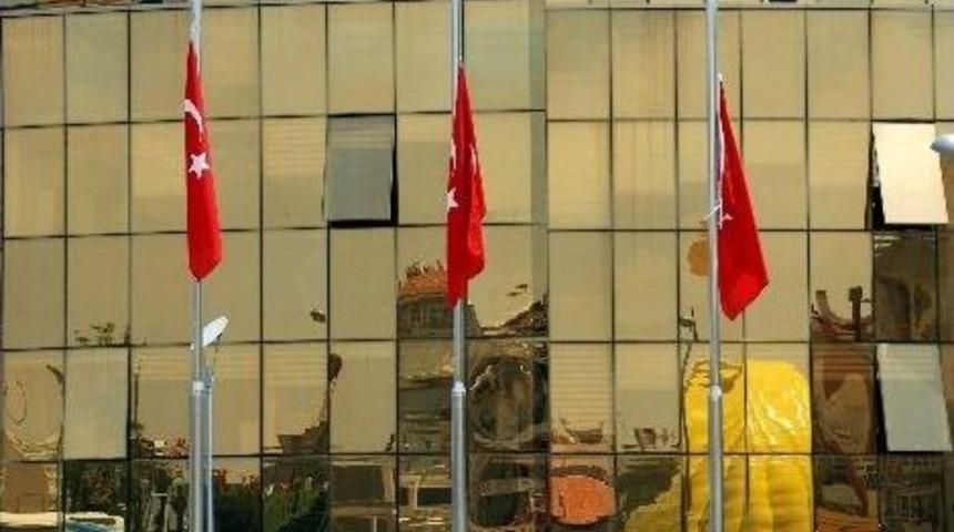 Aydın, Soma İ&ccedil;in Yas Tutuyor