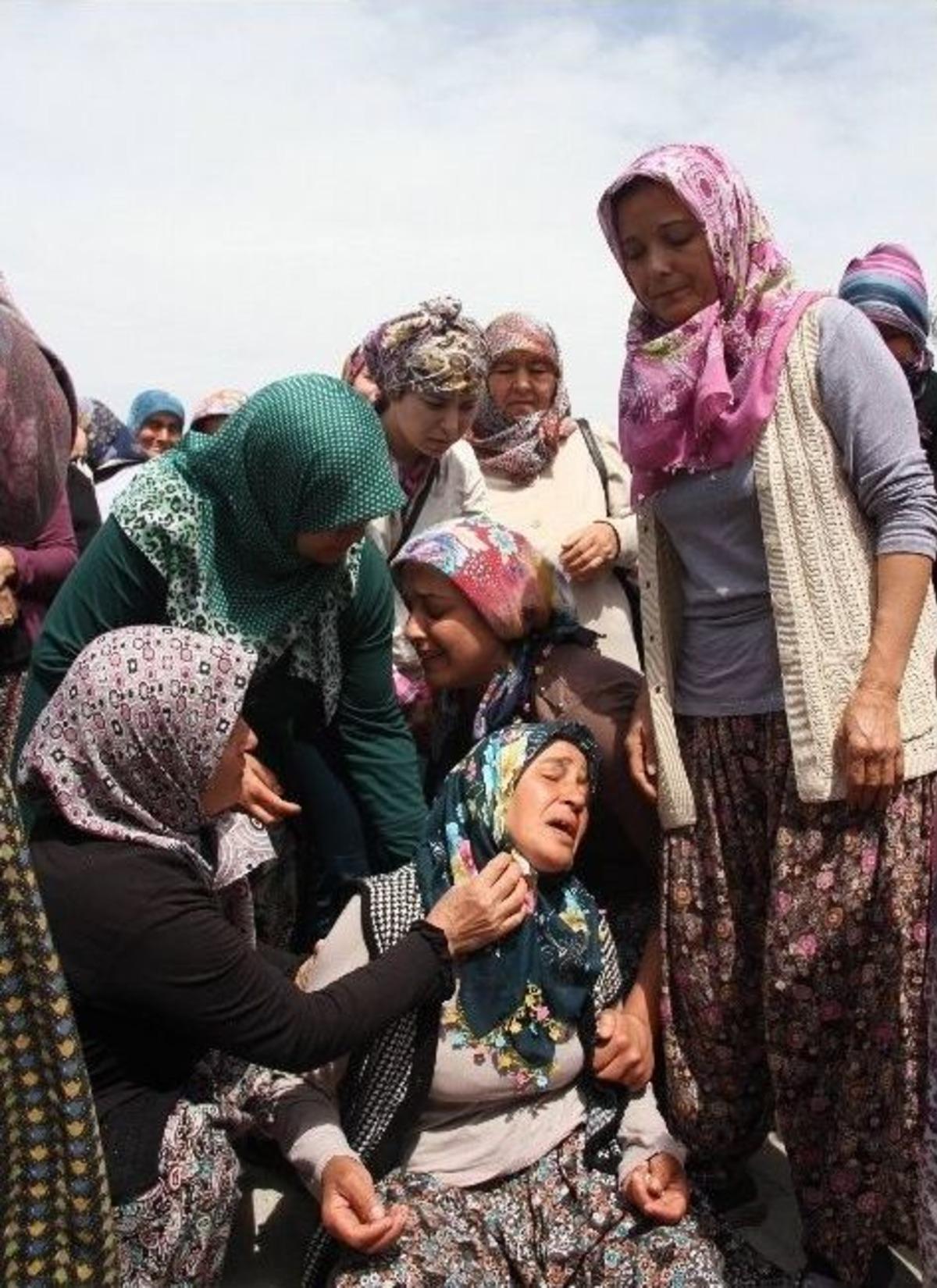 "seni Soma'ya Tabutla Mı G&ouml;nderdim, Doyamadım Sana, Keşke Yerinde Ben &Ouml;lseydim"