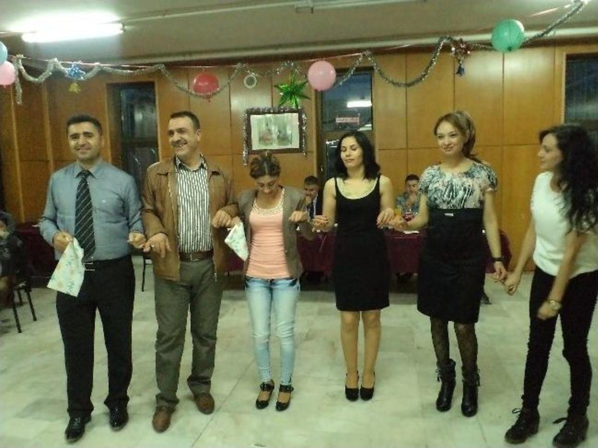 Varto&rsquo;da Hemşireler Ve Ebeler Haftası Kutlaması