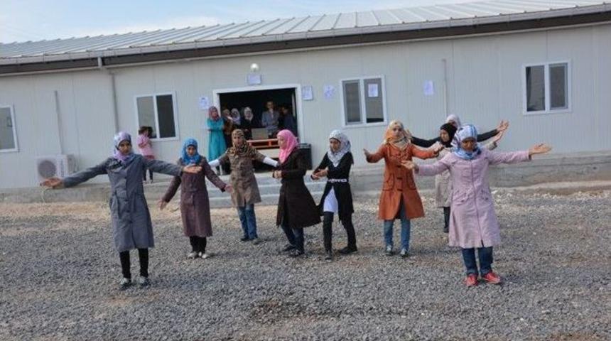 Viranşehir'de K&uuml;rt Dil Bayramı Kutlandı