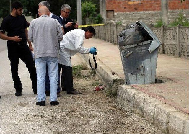 Çöp Konteynerinin Altında El Bombası Bulundu 1