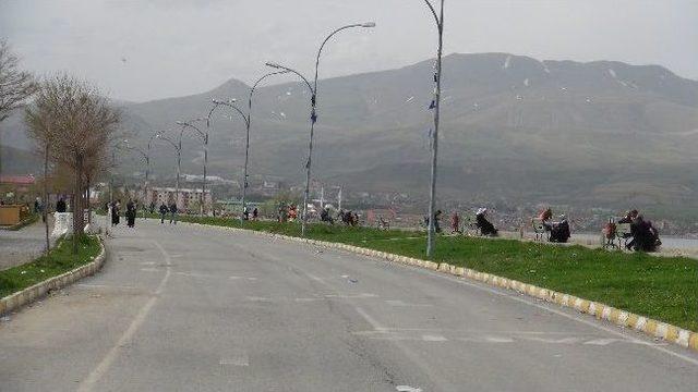 Tatvan’da Sahil Düzenlemesi Yapılacak 2