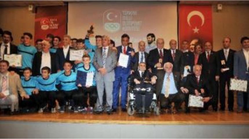 Tmok 2013 T&uuml;rkiye Faır-play &Ouml;d&uuml;lleri Sahiplerini Buldu
