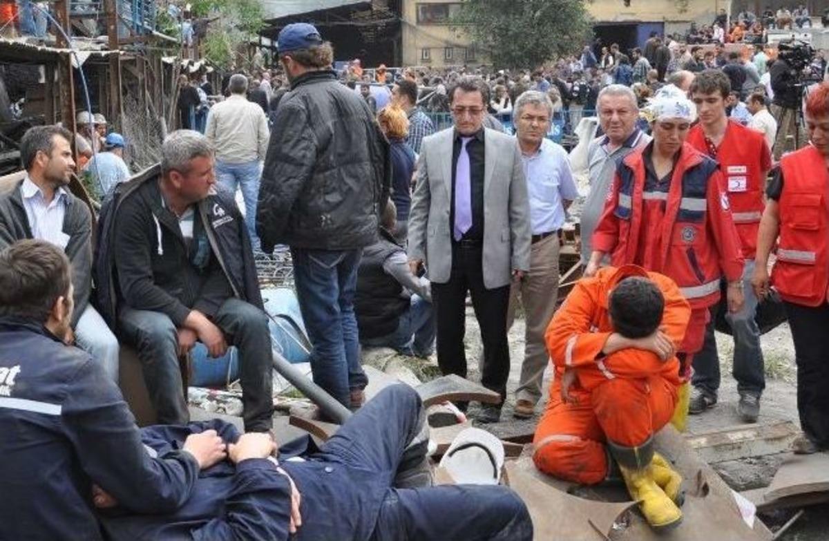 Edremit Belediye Başkanı Kamil Saka Manisa'ya Gitti