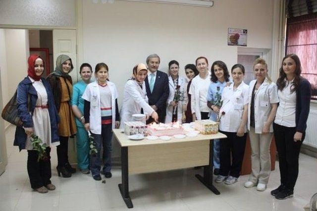 Başkan Şahin den Hemşirelere Ziyaret 1
