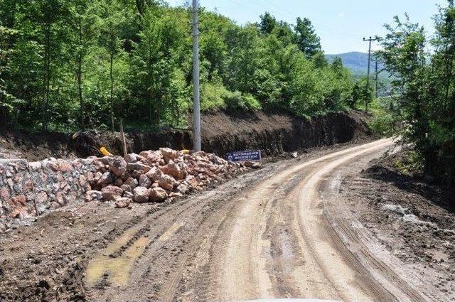 Gölcük Köylerinde Çalışmalar Devam Ediyor