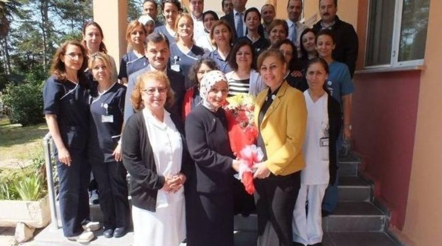 Ak Parti&rsquo;den Hemşirelere Ziyaret
