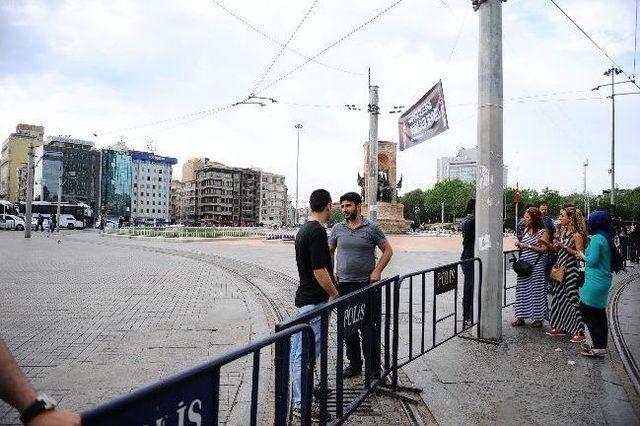 Taksim Meydanı'nda Yoğun Güvenlik Önlemleri