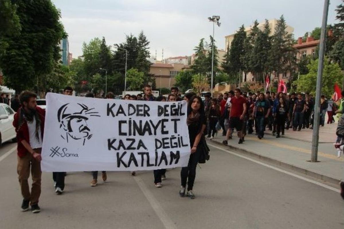 Soma&rsquo;da Hayatını Kaybedenler İ&ccedil;in Oturma Eylemi Yapıldı
