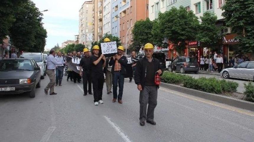 Soma&rsquo;daki Maden Kazası &Ccedil;orum&rsquo;da Protesto Edildi
