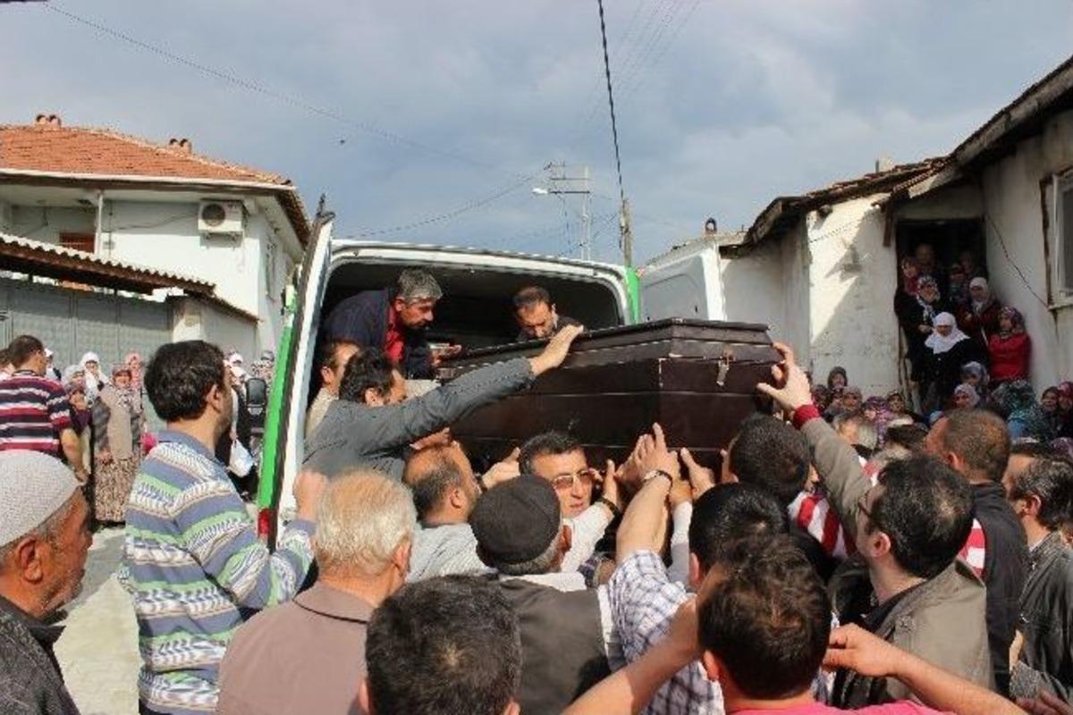 Soma'daki Maden Kazasında &Ouml;len Engin Yıldırım Son Yolculuğuna Uğurlandı