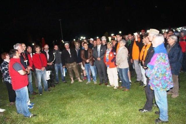 Rallicilerden Soma Faciasında Ölenler İçin Saygı Duruşu 1