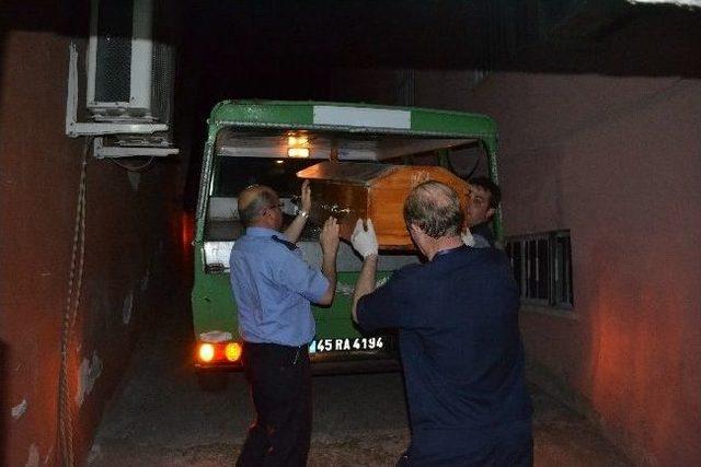 Soma’da Ölen Madencinin Cenazesi Kula’ya Getirildi 2