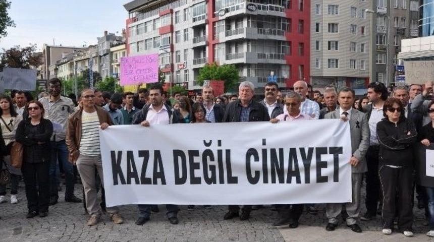 Uşak&rsquo;ta Gruplar Maden Faciası İ&ccedil;in Bir Araya Geldi