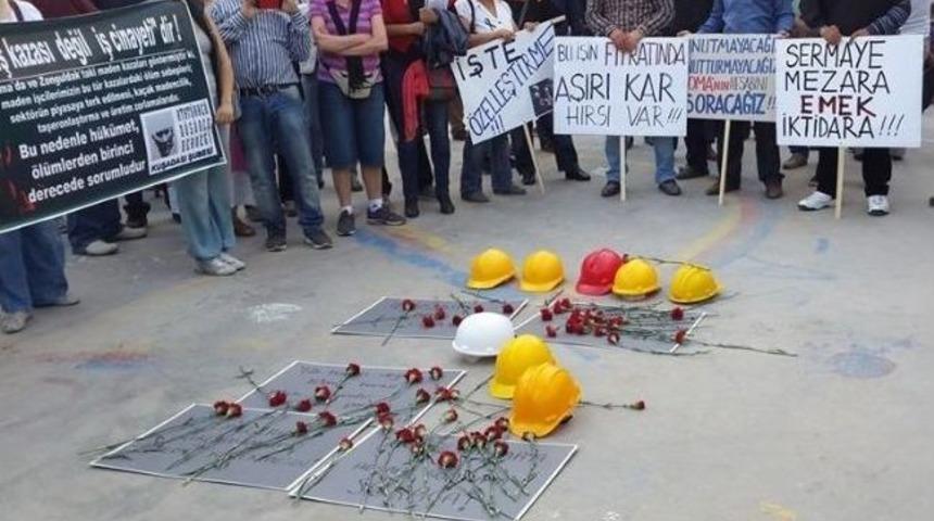 Kuşadası&rsquo;nda Soma Protestosu