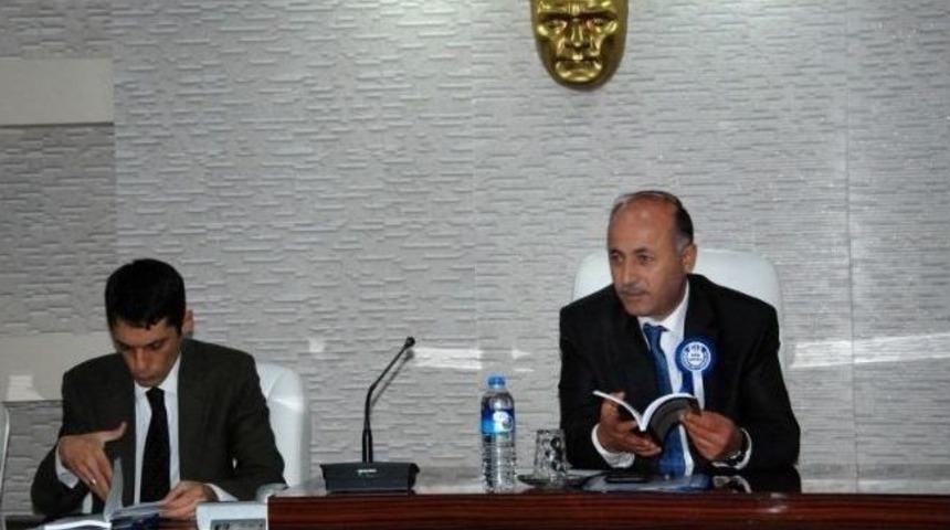 Vali Azizoğlu,, Muhtarlarla Toplantıda Bir Araya Geldi