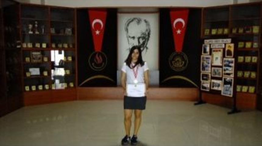 Gkv&rsquo;de Bir Ulusal Başarı Da Bengi G&uuml;ralp&rsquo;ten Geldi