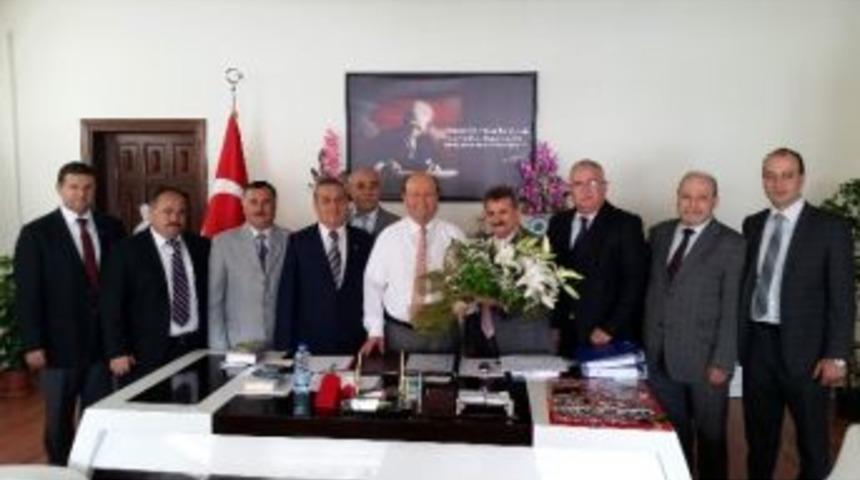 Aydın Esnaf Odaları Birliği, Başkan &Ouml;zakcan&rsquo;ı Ziyaret Etti