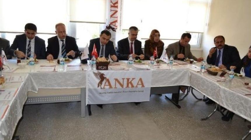 Ak&ccedil;adağ&rsquo;ın Sorunları Masaya Yatırıldı