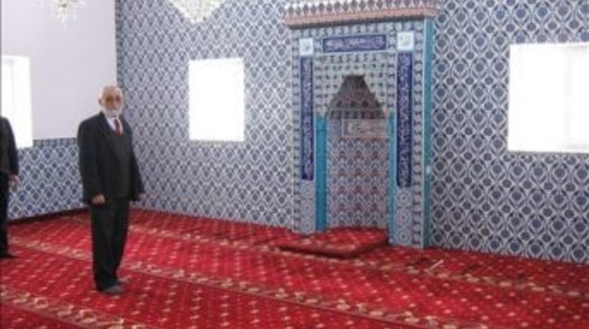 G&ouml;kbah&ccedil;e Mahallesi Yukarı Karacaşehir Camii Yenilendi