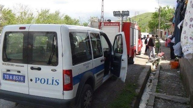 Esrarengiz Ev Yanmaya Devam Ediyor 2