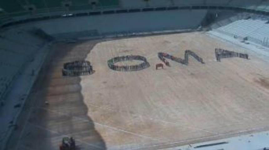 İş&ccedil;iler Bedenleriyle Soma Yazdı