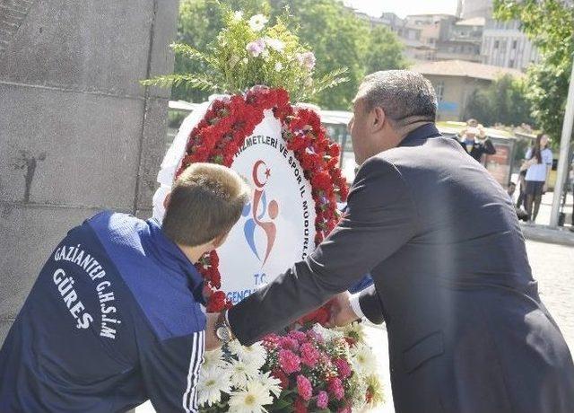 Gaziantep’te ‘gençlik Haftası’ Kutlaması