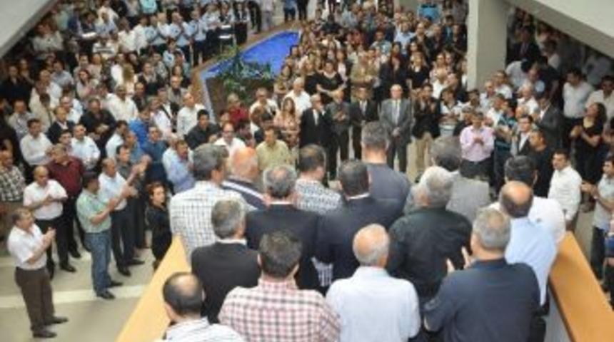 &Ccedil;ukurova Belediyesi'nde Madencilere Saygı Duruşu