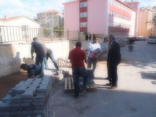 Sungurlu’da Kaldırımlar Yenileniyor 1