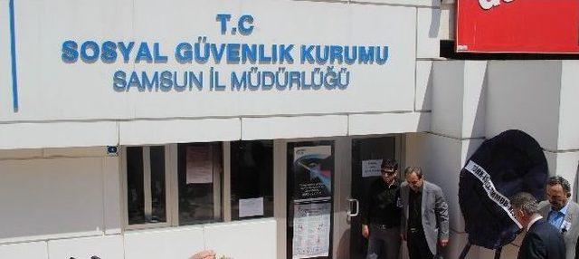 Samsun'da Sendikalar İş Bırakarak Yürüdü