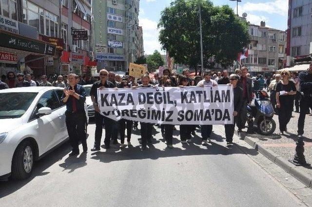 Kesk &Uuml;yeleri Maden Kazasını Protesto Etti 1