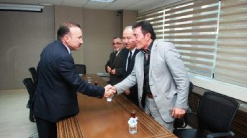 &Ccedil;ubuklu Balaspor'dan Başkan Doğan'a Ziyaret