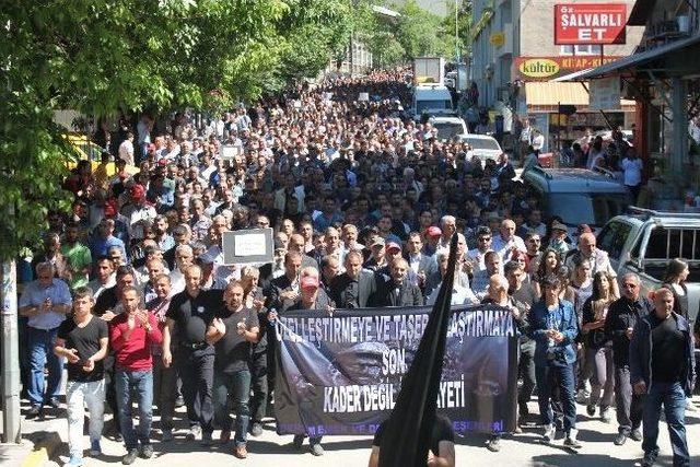 Tunceli'de 'soma' Protestosu