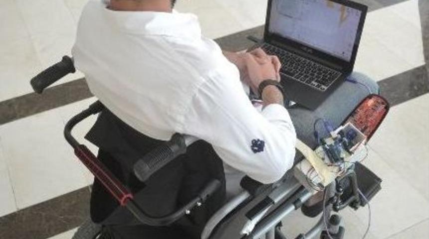 D&uuml;ş&uuml;nce Kontrol&uuml;yle &Ccedil;alışan Tekerlekli Sandalye Yaptılar