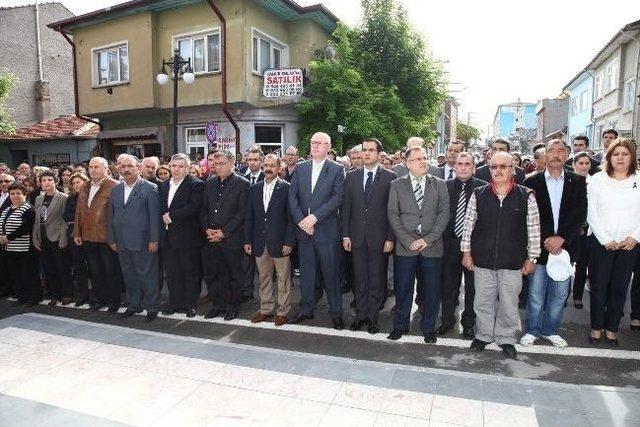 Odunpazarı Belediyesi Soma Şehitlerini Andı