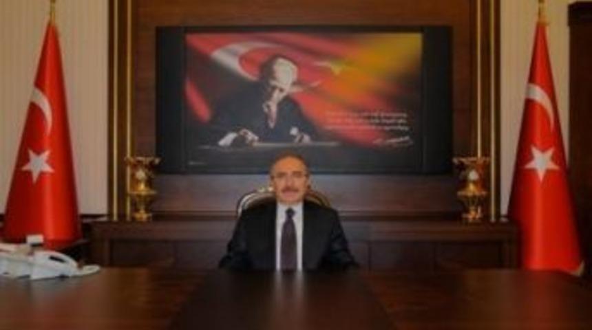 Kırklareli Valisi Mustafa Yaman: "istanbul'un Fethi Tarihin En &Ouml;nemli Kırılma Noktalarından Birisidir"