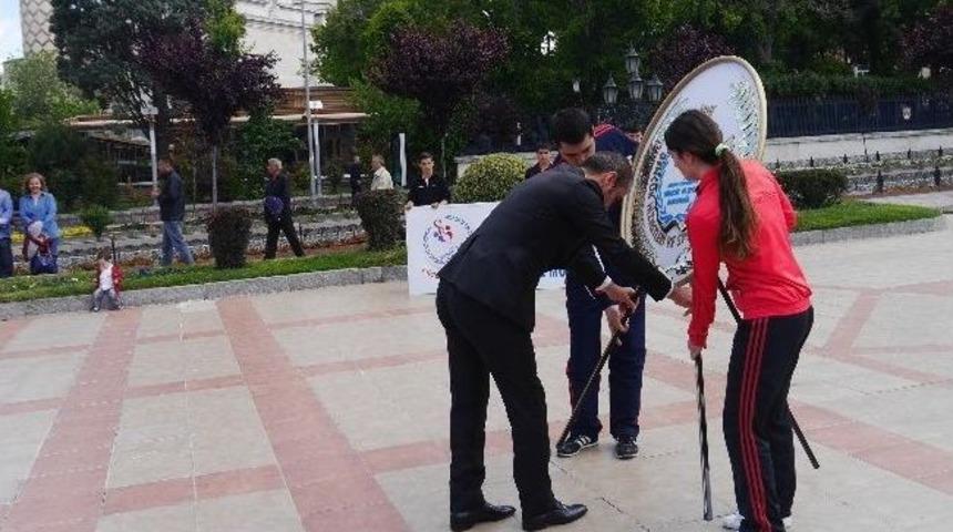 Edirne'de Gen&ccedil;lik Haftası T&ouml;renle Başladı