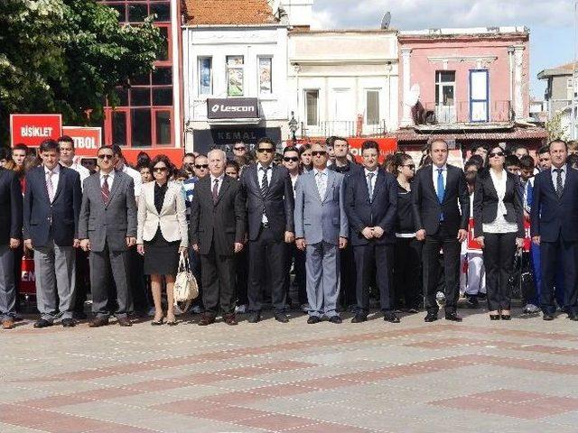 Edirne de Gen&ccedil;lik Haftası T&ouml;renle Başladı 2