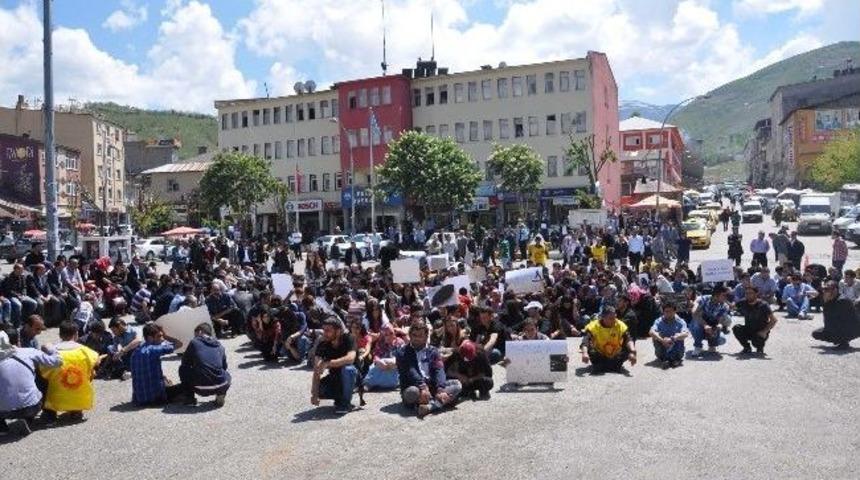Muş&rsquo;taki Sendikalar Soma İ&ccedil;in Y&uuml;r&uuml;d&uuml;