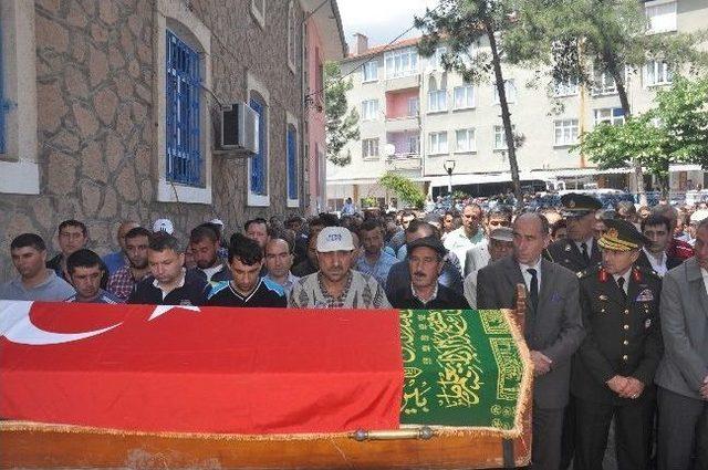 Soma Madeninde Hayatını Kaybeden Ergün Akkuş Toprağa Verildi