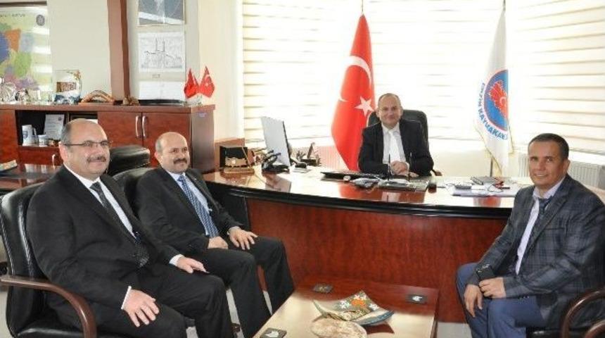 Kaymakam Y&ouml;nden, Milli Eğitim M&uuml;d&uuml;rlerini Kabul Etti