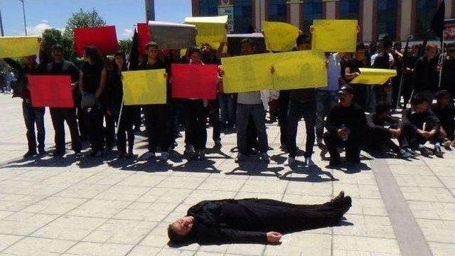 Soma Faciası Erzincan’da Protesto Edildi