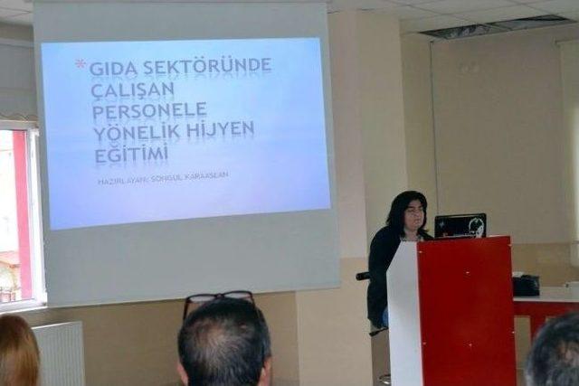 Edremit’te Kahveci Esnafına Hijyen Eğitimi