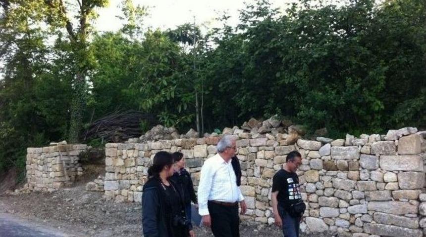 Kabakdağı Japon Turistleri B&uuml;y&uuml;ledi