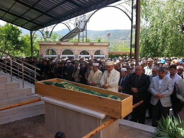 Madenci Ömer Elibol Dereli’de Toprağa Verildi