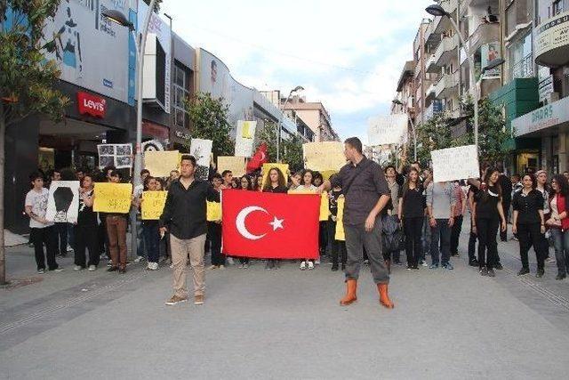 Liseliler Soma İçin Yürüdü