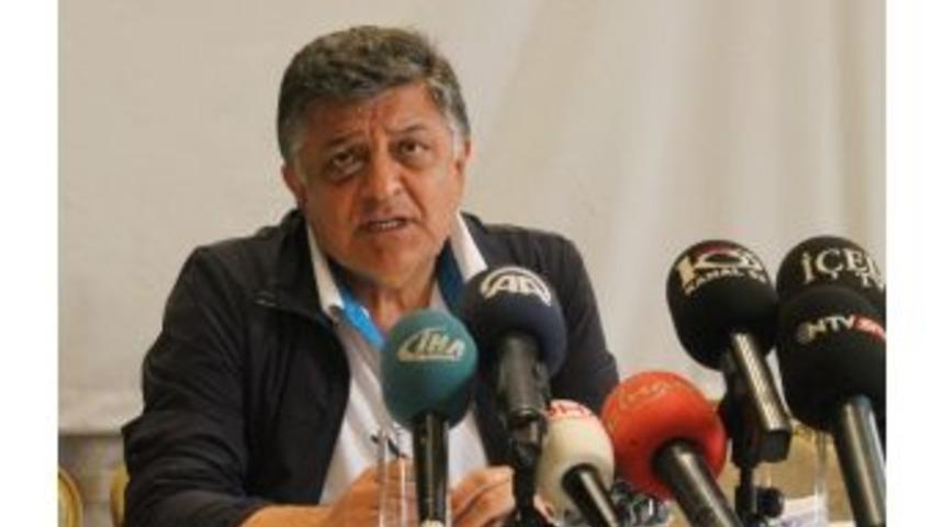 Yılmaz Vural Mersin'den Ayrıldı