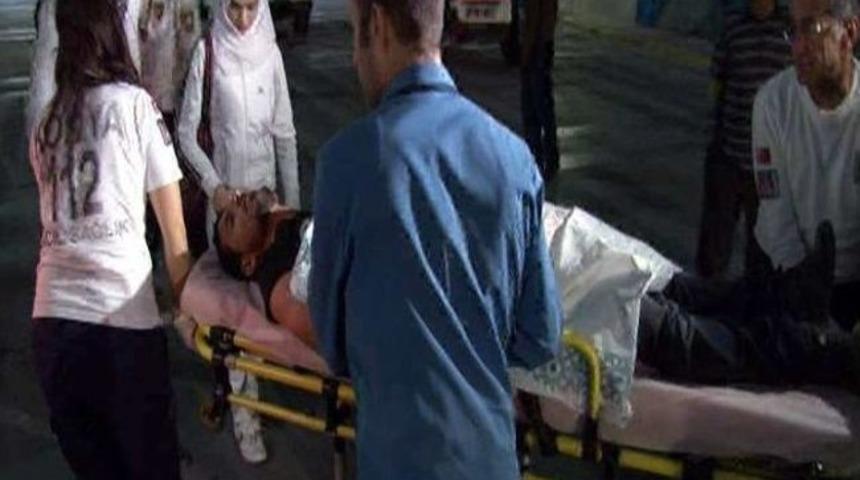 Suriyelilerin Kavgasında 1 Kişi Bı&ccedil;aklandı